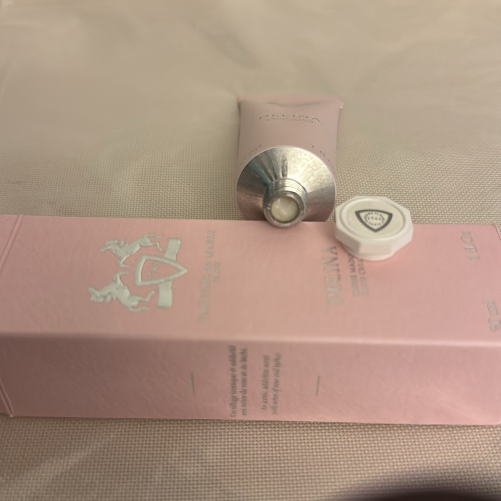Delina by Parfums De Marly Hand Cream 1 oz - Picture 4 of 4
